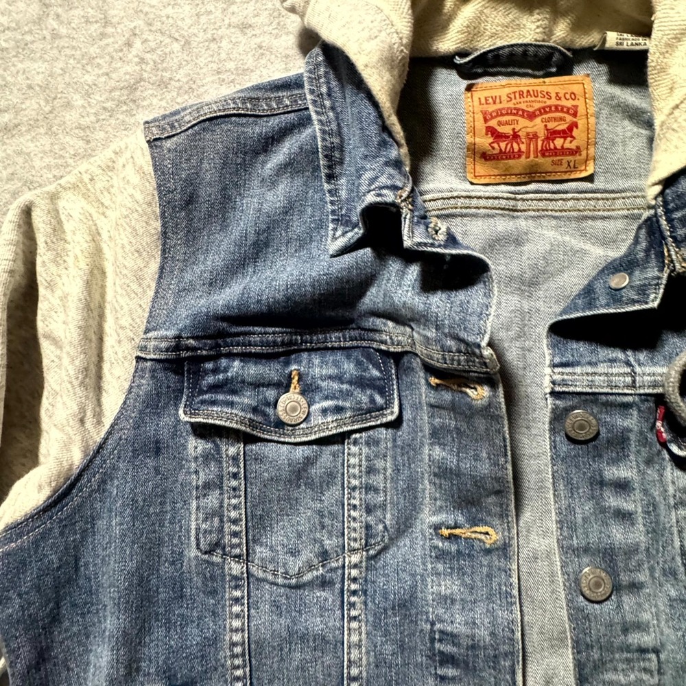 Levis Jean Sweat Jacket Kids Size XL Outdoor